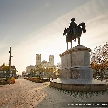 Гостевой дом Independant Au Calme Dompierre-Sur-Yon
