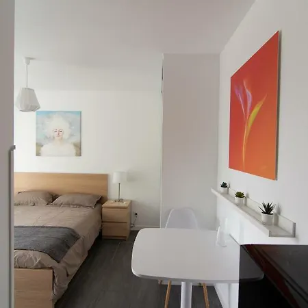 Independant Au Calme Гостевой дом 3*